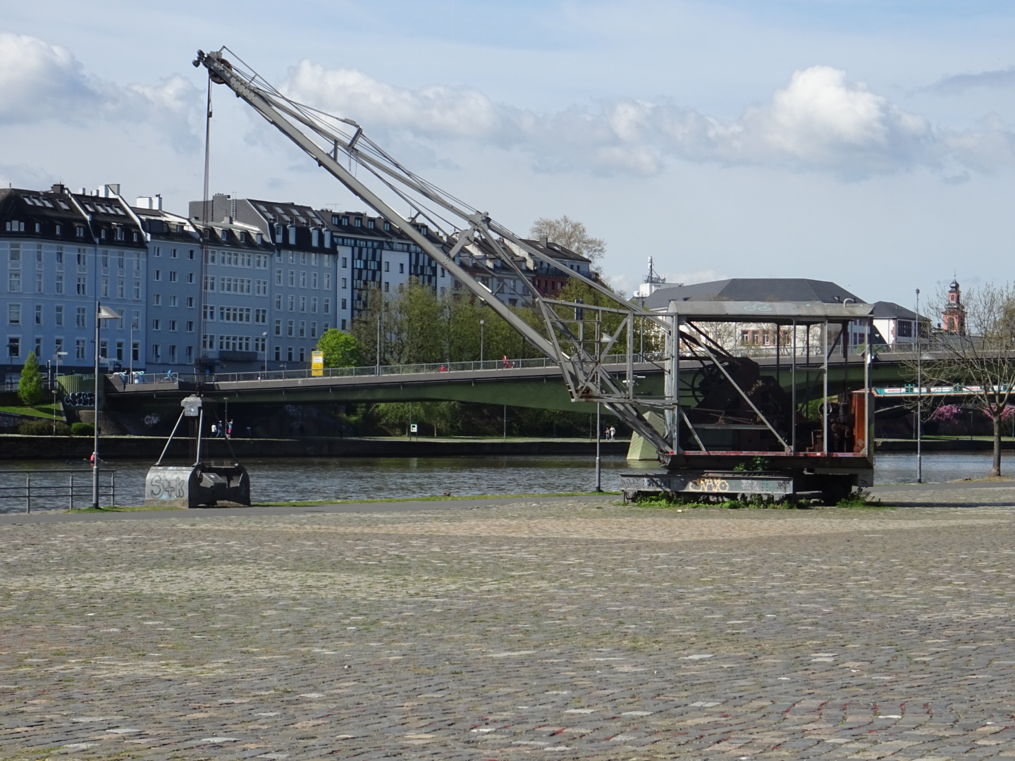Hafenkran - Weseler Werft/ Foto: Karola Neder