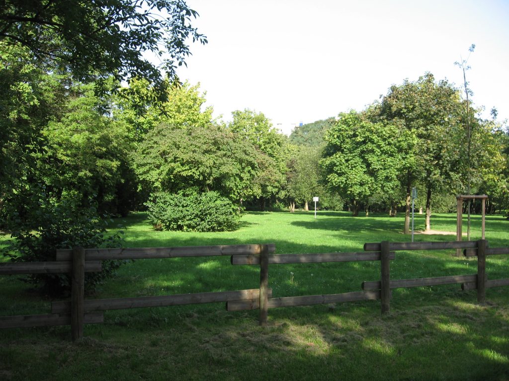  Elli-Lucht-Park in Frankfurt Niederrad