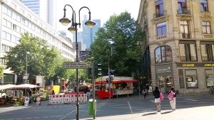 Frankfurt-Bahnhofsviertel-Kaiserstraße-Ecke-Moselstraße