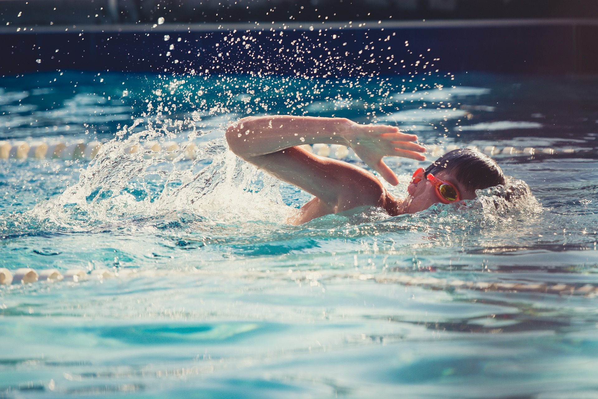 #Schwimmbad #Kind