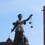 Justizia auf dem Römerberg in Frankfurt am Main