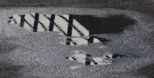 Regen auf Asphalt