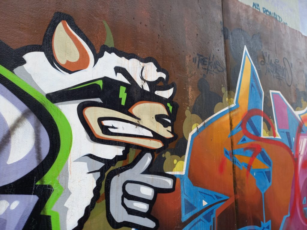 Graffiti an der Breitenbachbrücke