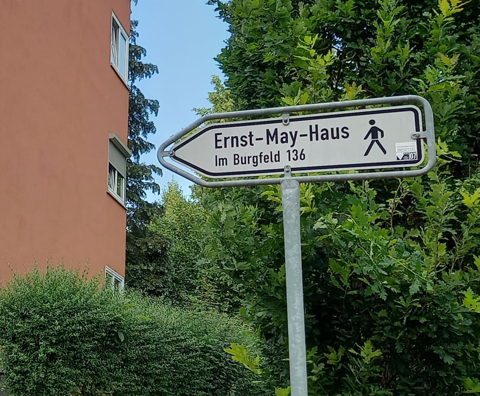 Zugang zum ernst-may-haus