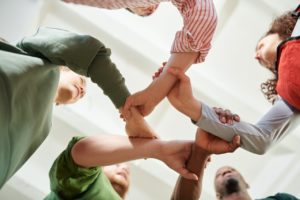 Netzwerke, Arbeitsgruppen und Nachbarschaftsinitiativen