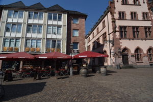 #Alten Limpurg #Altstadtmetzgerei #Frankfurter Würstchen #Römerberg #Römer #Limpurgergasse #Schirn