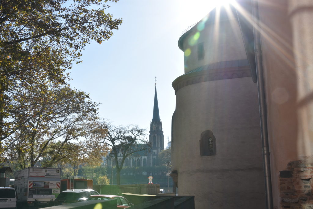#Dominikanerkirche #Dominikanerkloster #Innenstadt #Börneplatz #Dreikönigskirche #Sachsenhausen #Schaumainkai