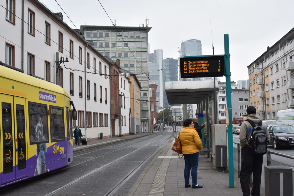 Strassenbahn Linie12 Stadtrundfahrt Börneplatz