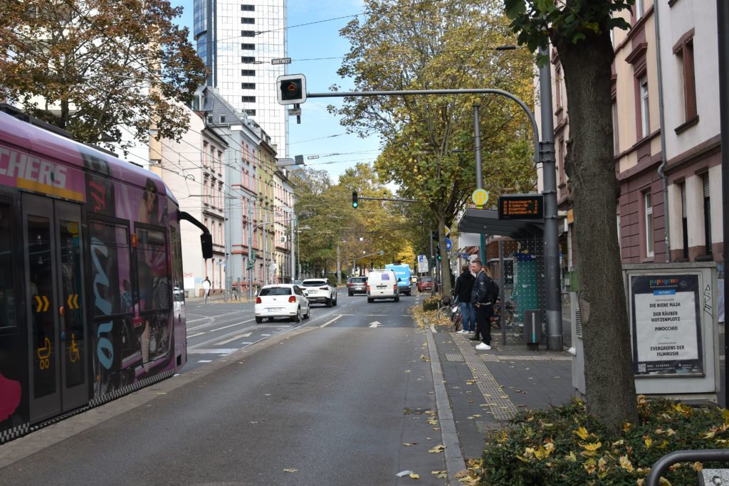 Strassenbahn Linie12 Stadtrundfahrt Rohrbachstrasse