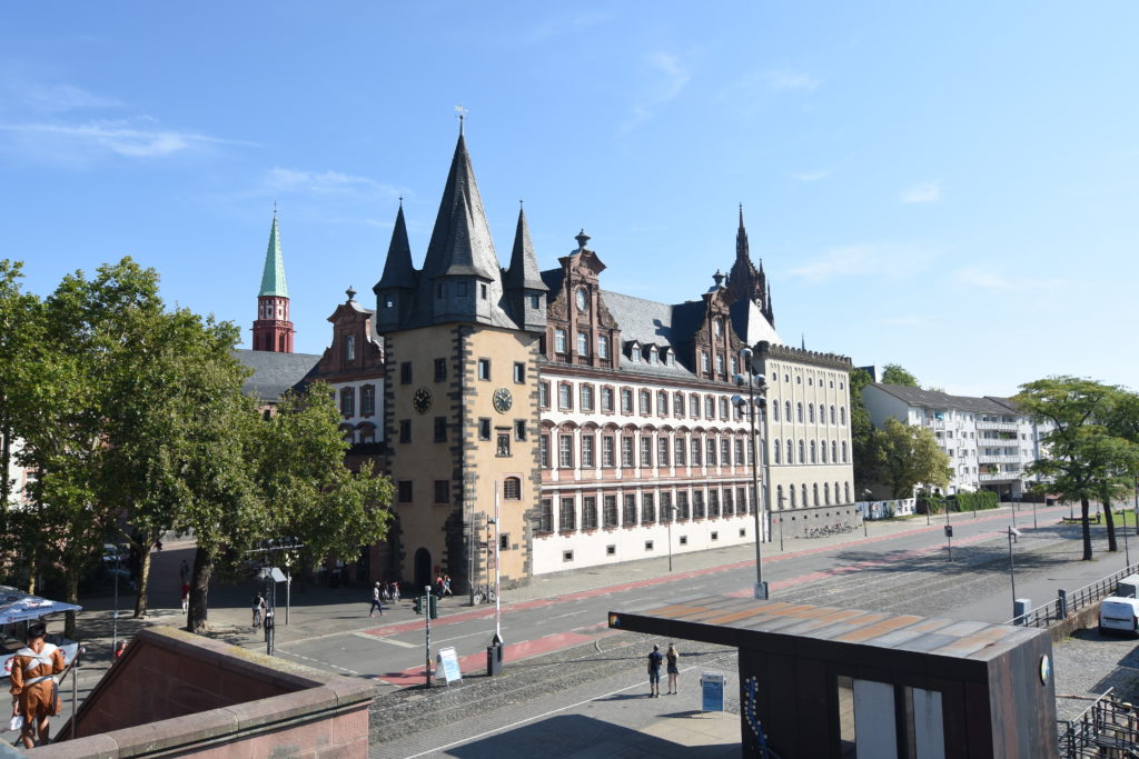 #Saalhof #Am Saalhof #Mainkai #Altstadt #Rententurm