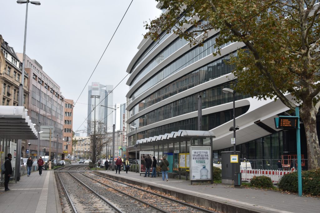 Strassenbahn Linie12 Stadtrundfahrt Baseler Platz