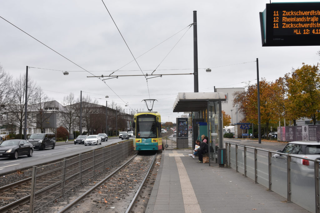 Strassenbahn Linie12 Stadtrundfahrt Daimlerstraße