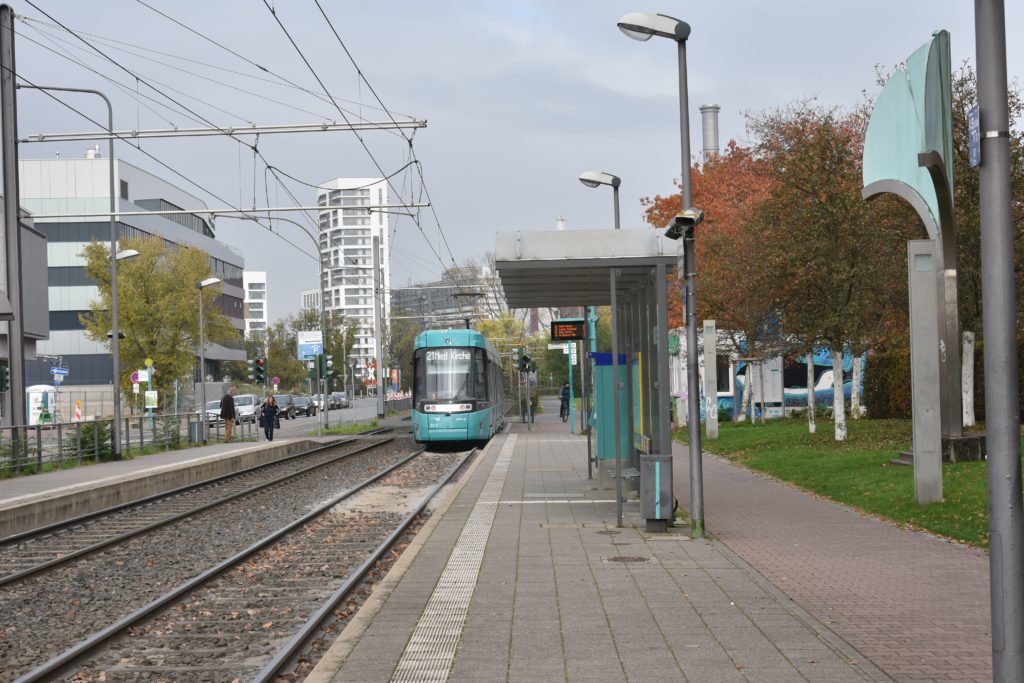 Strassenbahn Linie12 Stadtrundfahrt Heinrich-Hoffmann-Straße