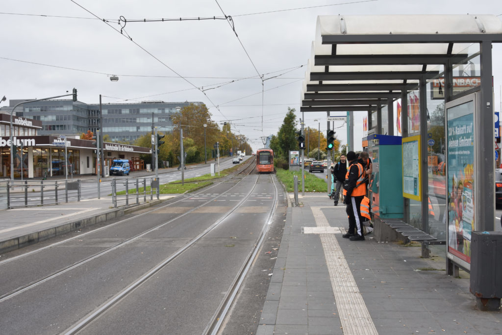 Strassenbahn Linie12 Stadtrundfahrt Hugo-Junkers-Str