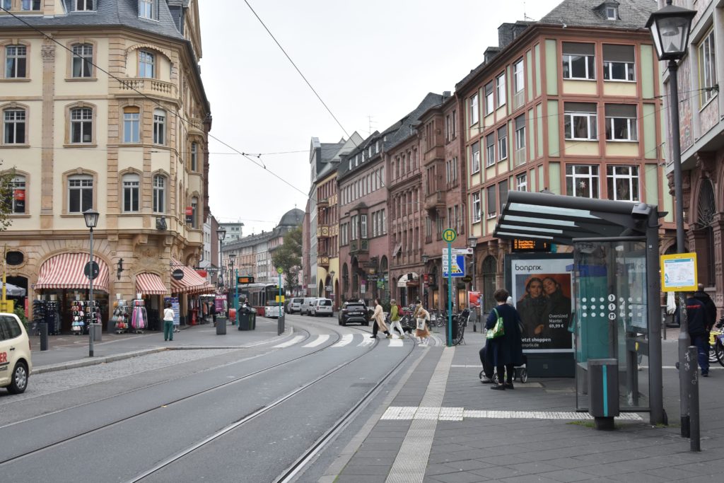 Strassenbahn Linie12 Stadtrundfahrt Römer/Paulskirche