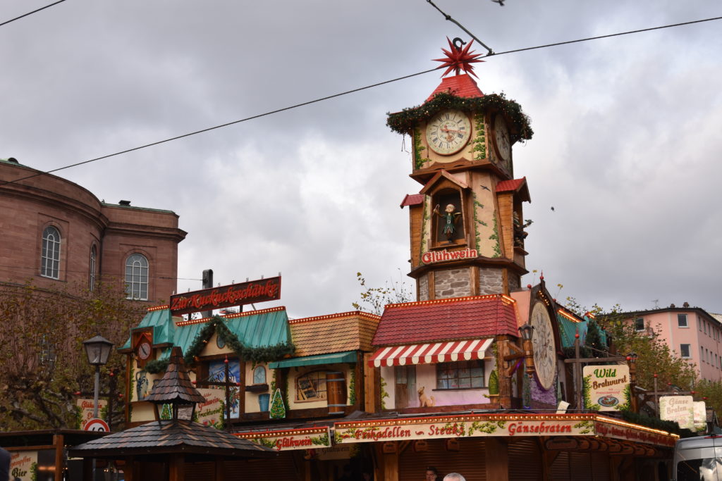 #FrankfurterWeihnachtsmarkt #Römerberg #Altstadt #ZurKuckucksschänke #Paulsplatz #Glühwein