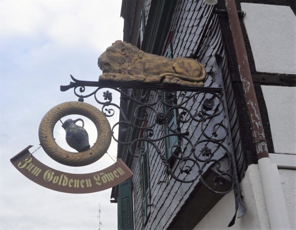 #Unterliederbach #Gasthaus #ZumgoldenenLöwen