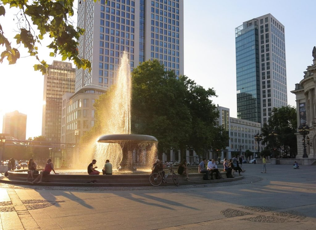 Kostenloses Trinkwasser und Erfrischungsbrunnen in den Sommermonaten