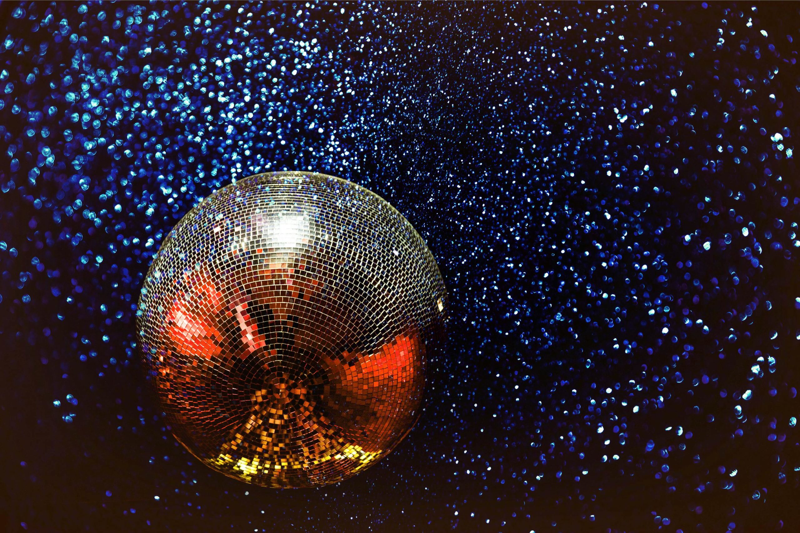 #Discokugel#Kugel#feiern