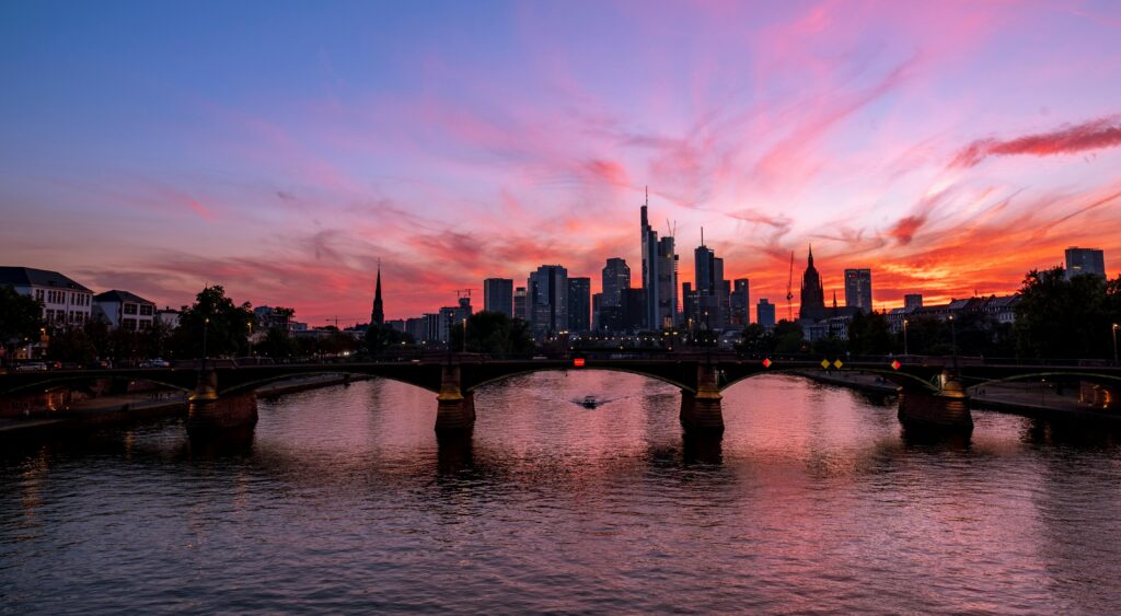 #Frankfurt am Main #Skyline #Sonnenuntergang