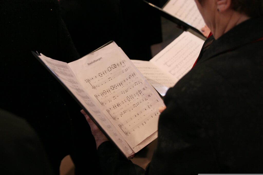 #Chor #choir #Gesang #song #Notenblatt #notesheet #Schulterblick #overtheshoulder