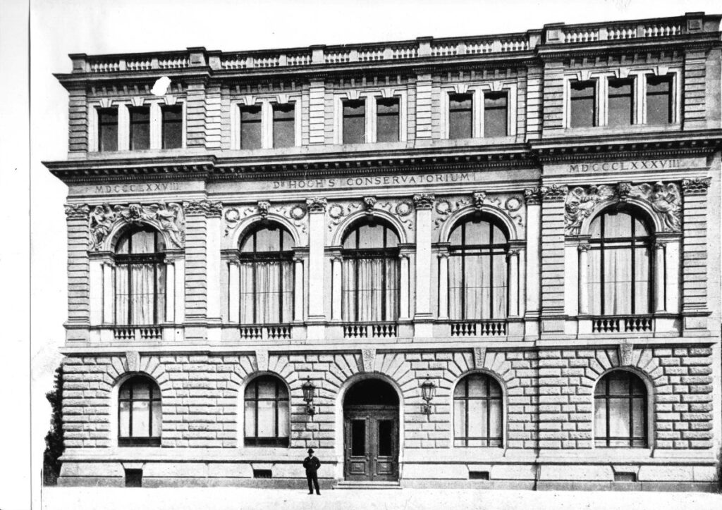 Konservatorium, Dr. Hoch