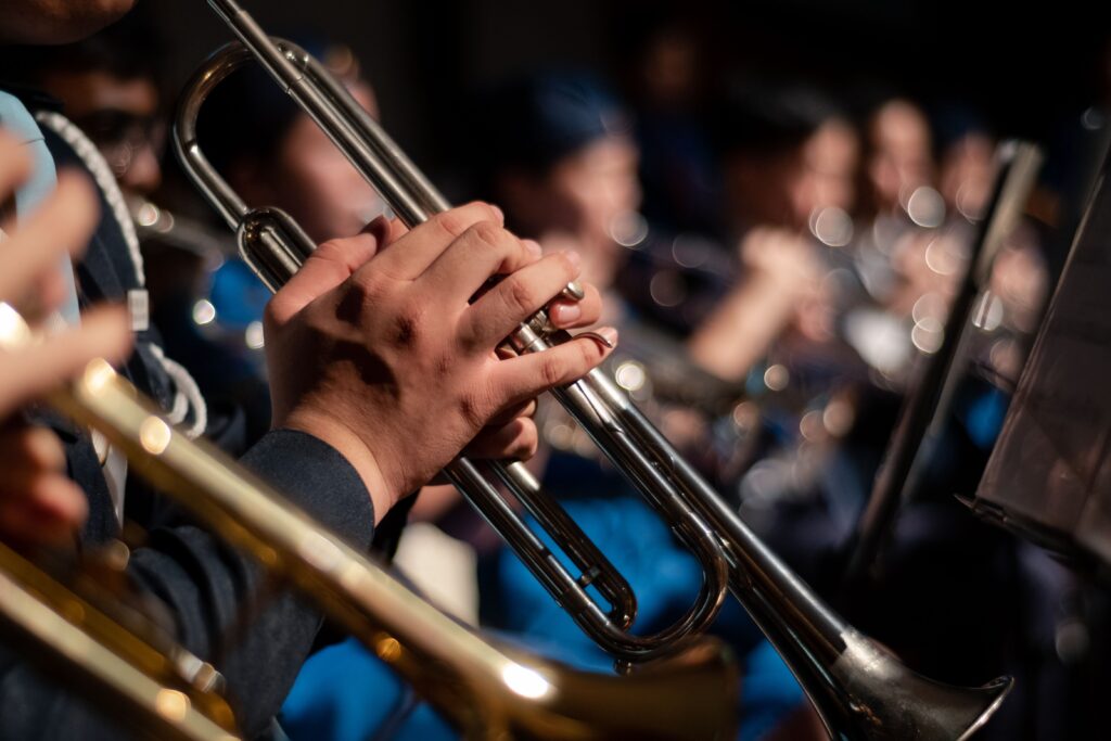 #Orchester mit Trompeten